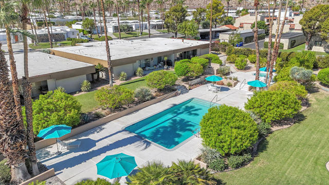 469 E Mariposa Drive, Palm Springs CA: https://media.crmls.org/mediaz/56d61c1f-7a5a-4a83-8585-040fa0d416da.jpg