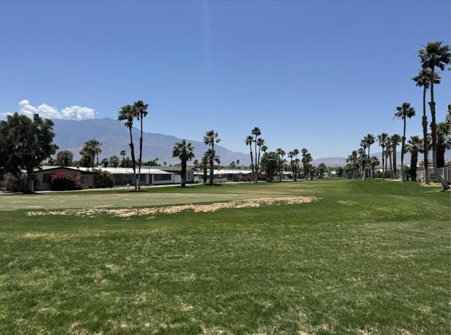 15500 Bubbling Wells Road, Desert Hot Springs CA: https://media.crmls.org/mediaz/56d826d2-179a-4dab-8b07-b9b446af557d.jpg