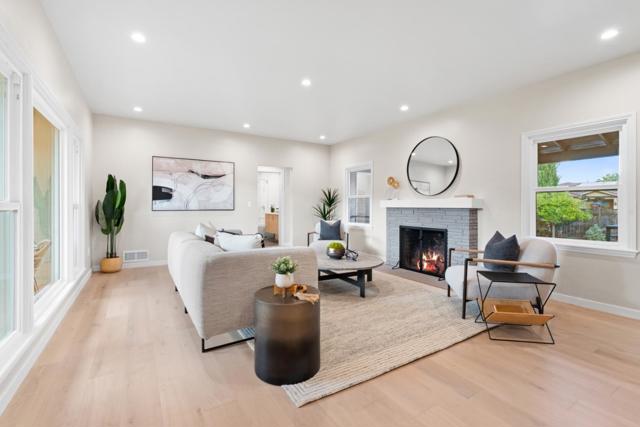 2105 Stratford Way, San Mateo CA: https://media.crmls.org/mediaz/56d844b6-5cbc-4e99-8b13-eb71e290f4b6.jpg