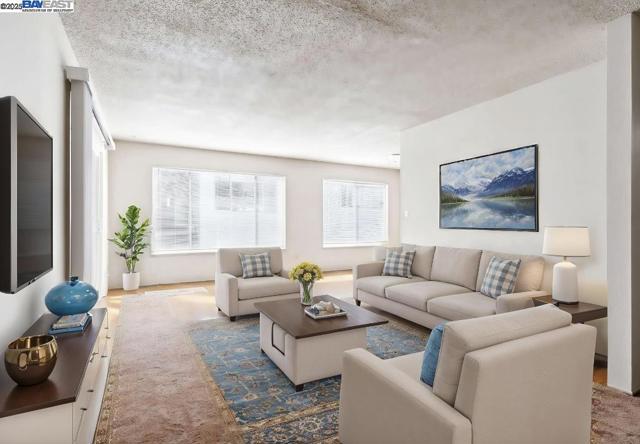 424 Staten Ave, Oakland CA: https://media.crmls.org/mediaz/56d94b94-bfd5-41a6-b178-db169e8cd26f.jpg
