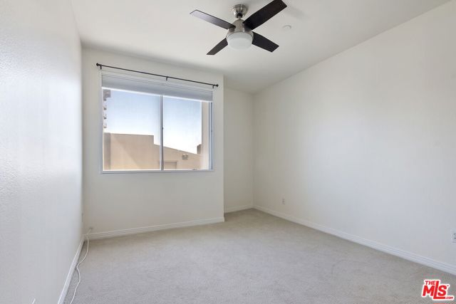 171 N Church Lane, Los Angeles CA: https://media.crmls.org/mediaz/56d9945a-c0d9-4888-a8a8-45b186d2ac39.jpg