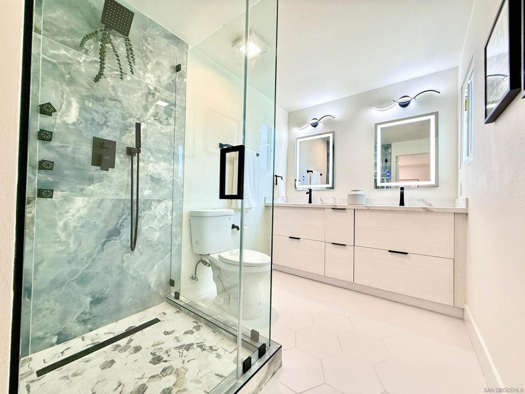 MLS #250034460SD img 25