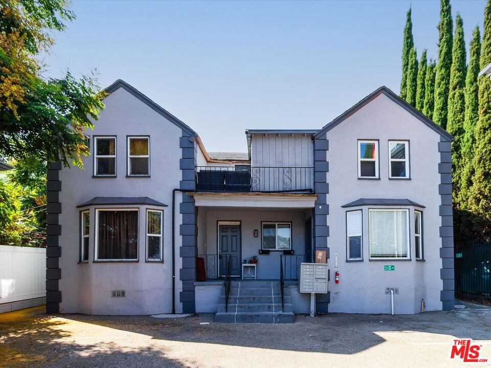 11472 VENTURA #B