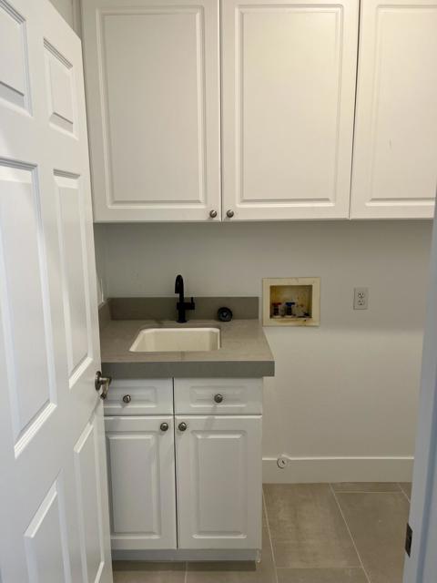 82602 Tivoli, Indio CA: https://media.crmls.org/mediaz/56da46e2-8b4f-4212-8ac1-9d4586269777.jpg