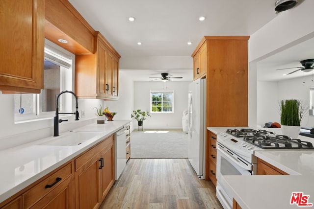 1716 Lodgepole Road, San Marcos CA: https://media.crmls.org/mediaz/56db6934-5be7-4e85-a41f-d234f369e53b.jpg