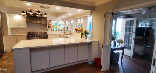 4223 Crownfield Court, Westlake Village CA: https://media.crmls.org/mediaz/56dbb4ce-0f6a-4a9f-828b-20c5e8c790c3.jpg