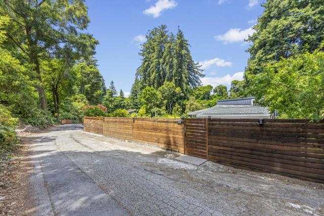 321 Valencia Road, Aptos CA: https://media.crmls.org/mediaz/56dc3f73-4f94-4446-a091-336795ab7a1e.jpg