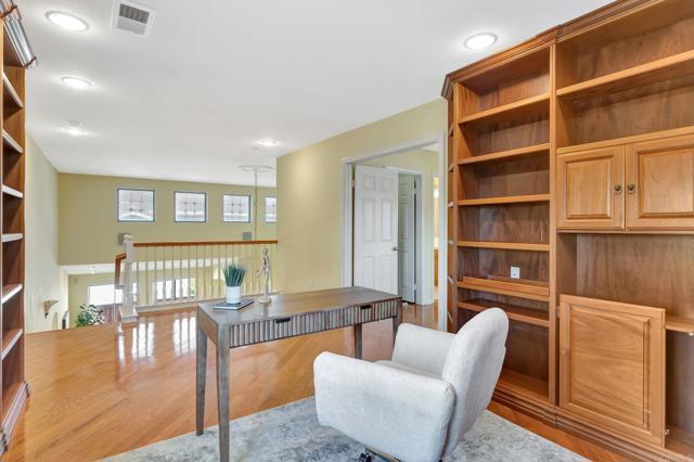 Detail Gallery Image 24 of 47 For 987 Palencia Ct, Chula Vista,  CA 91910 - 4 Beds | 3 Baths