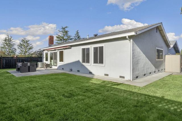 2805 Gazelle Drive, Campbell CA: https://media.crmls.org/mediaz/56dc87bf-3ff5-4bf7-a1fc-2c5ce54925b8.jpg