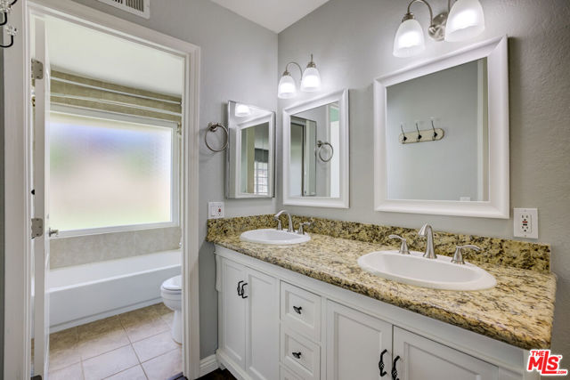 1707 Summerfield Street photo 6