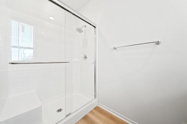 5212 Beachfront, San Diego CA: https://media.crmls.org/mediaz/56dcdea1-9f97-4d75-acc3-3532cf86d950.jpg