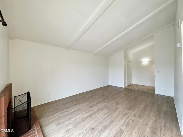 4911 Catamaran Street, Oxnard CA: https://media.crmls.org/mediaz/56dd9267-270a-4639-8739-565fad94e6c0.jpg