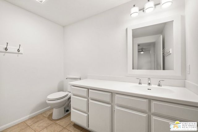 255 S Avenida Caballeros, Palm Springs CA: https://media.crmls.org/mediaz/56df4c9b-5847-4ec1-b49f-23b707dffd62.jpg