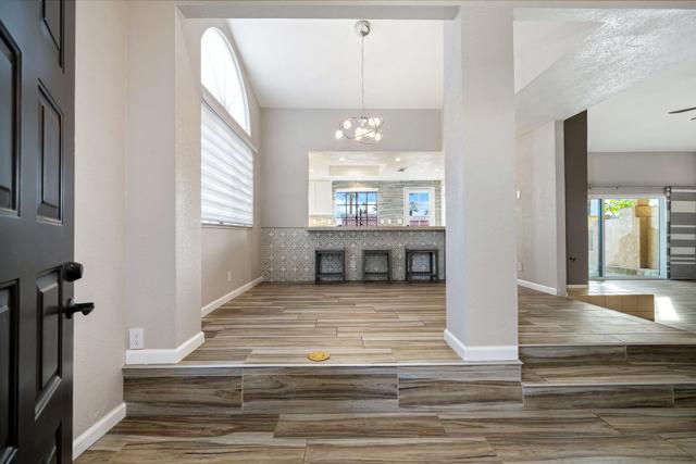 Image 19 of 50 For 46395 Ryway Place 9