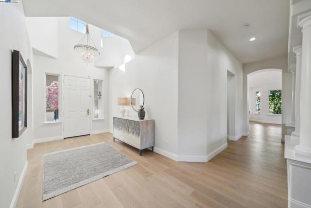 1221 Culet Ranch Rd, Danville CA: https://media.crmls.org/mediaz/56e0a610-9815-4abf-a2c3-db607f42dfef.jpg
