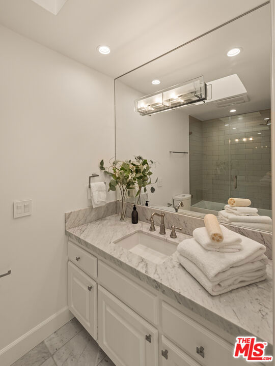 Drew Fenton | 3123 Stone Oak Drive Los Angeles CA | MLS: 7171865
