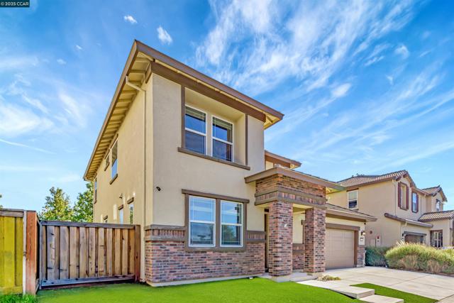 158 Wooley Creek Way, Brentwood CA: https://media.crmls.org/mediaz/56e1cda3-abd5-456b-831a-a5c2d7e67a29.jpg