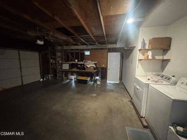 4593 Lubbock Drive, Simi Valley CA: https://media.crmls.org/mediaz/56e2e93d-d05d-48a8-8c88-7bd23c4e4941.jpg
