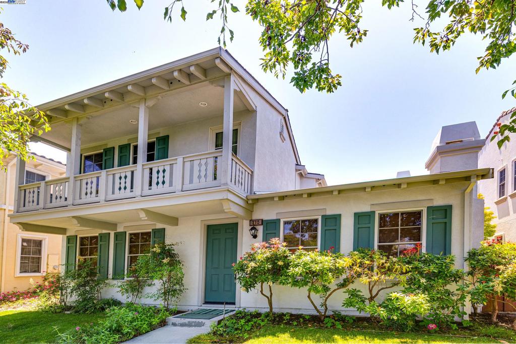 310 Lina Ave