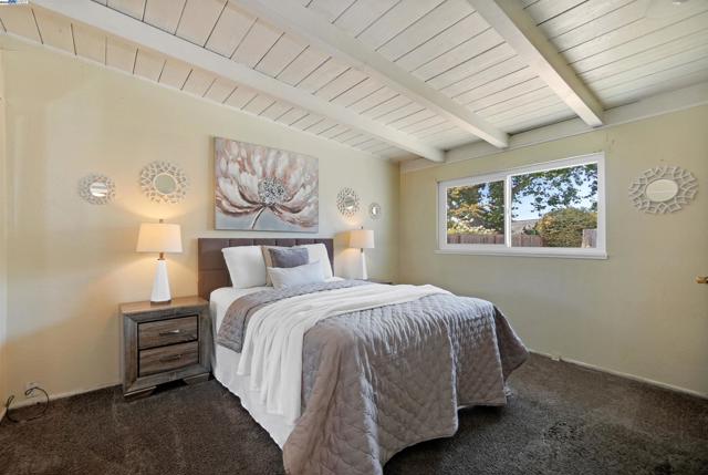 745 Wasatch Dr, Fremont CA: https://media.crmls.org/mediaz/56e4f3e0-670e-4377-b99e-38ffc315cb6e.jpg