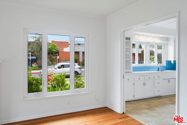 9620 Braddock Drive, Culver City CA: https://media.crmls.org/mediaz/56e53ccc-1eca-4316-a5b9-8775fd14a648.jpg
