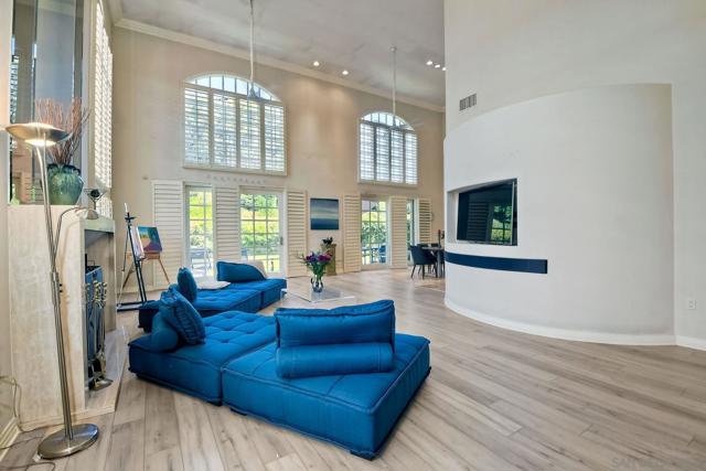 7468 Via De Fortuna, Carlsbad CA: https://media.crmls.org/mediaz/56e5d746-f609-48b4-acd9-5a7b21ec0747.jpg