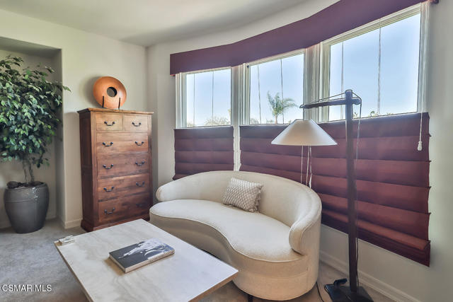 2589 Featherwood Street, Westlake Village CA: https://media.crmls.org/mediaz/56e68ed9-b82d-468f-8e4e-85e567fbc223.jpg