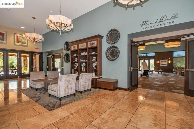 1147 Saint Julien St, Brentwood CA: https://media.crmls.org/mediaz/56e6e07a-920e-4e82-a0ed-9768e80abec1.jpg