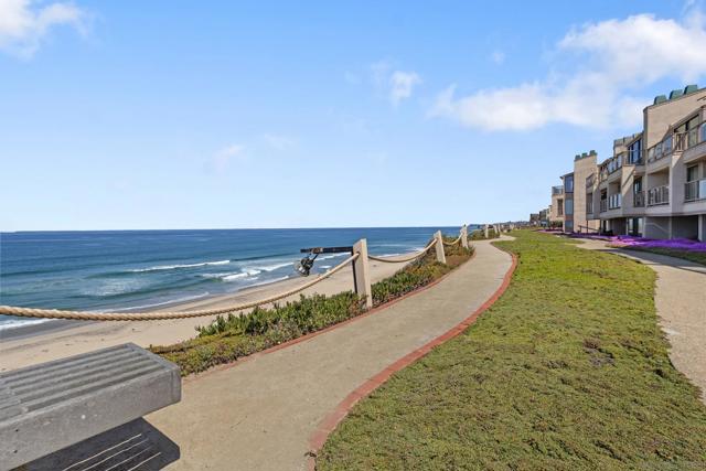 573 S Sierra, Solana Beach CA: https://media.crmls.org/mediaz/56e82fc3-4f3f-468d-bed3-18e2568e8b4c.jpg