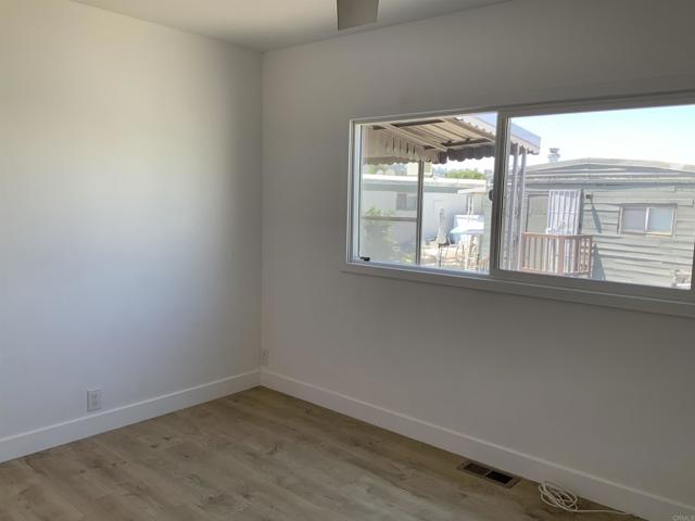 Detail Gallery Image 9 of 29 For 410 S First St #131,  El Cajon,  CA 92019 - 2 Beds | 2 Baths