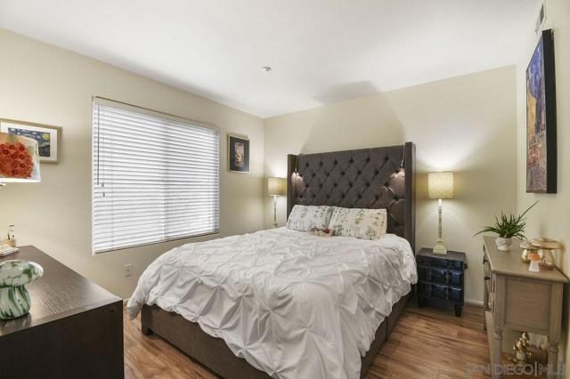 2025 Fabled Waters Dr., Spring Valley CA: https://media.crmls.org/mediaz/56e8c51e-75d6-40a0-960e-280436cb00e6.jpg