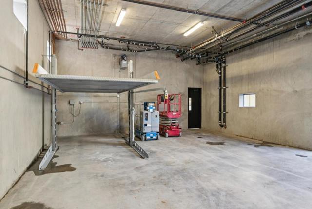 1433 Floribunda Avenue, Burlingame CA: https://media.crmls.org/mediaz/56e8d894-ebee-42cf-9a95-5de9dc5206da.jpg