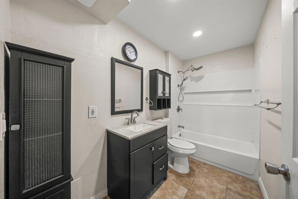 6131 Rancho Mission Rd - photo 14