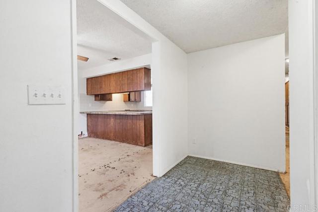 Detail Gallery Image 18 of 74 For 3655 Lupine Ln, Fallbrook,  CA 92028 - 3 Beds | 2 Baths