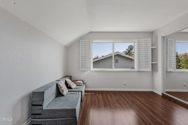 Detail Gallery Image 23 of 38 For 1805 Hillary Ct, Simi Valley,  CA 93065 - 5 Beds | 3 Baths