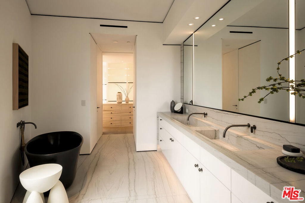 MLS #26865667 image #25