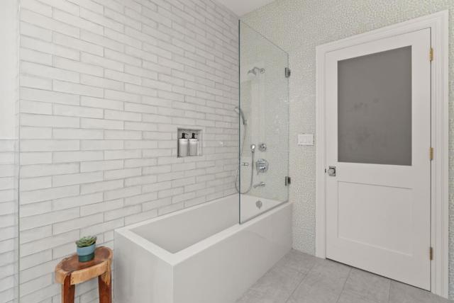2853 Broderick Street, San Francisco CA: https://media.crmls.org/mediaz/56ea3021-62e1-4235-8c29-95bf25c88534.jpg