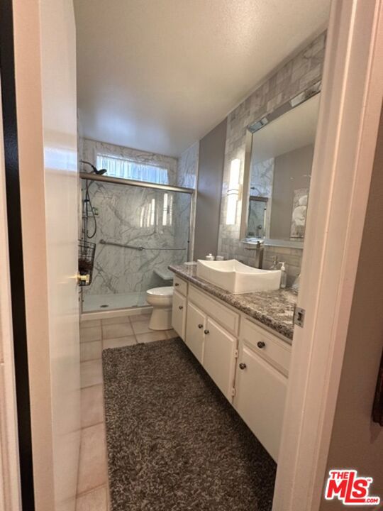 Image 13 of 48 For 1498 Allin Lane