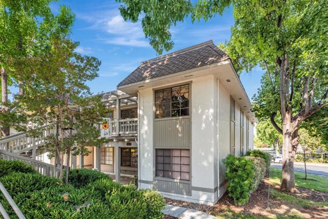 5271 Cribari, San Jose CA: https://media.crmls.org/mediaz/56ebe039-7cc3-48ba-b4d2-a46e1aeb3afa.jpg