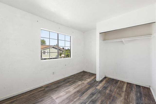 1225 N Broadway, Escondido CA: https://media.crmls.org/mediaz/56ed0dee-56dc-4060-bf2b-8e923c7be7b8.jpg