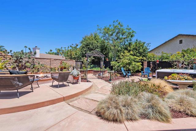 13074 Maritime, San Diego CA: https://media.crmls.org/mediaz/56ed867b-e5a9-4529-a558-d733a8aff794.jpg