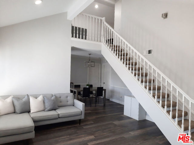 7306 Quill Drive, Downey CA: https://media.crmls.org/mediaz/56ed88be-dd1e-4abf-ad22-9af93639b0f7.jpg