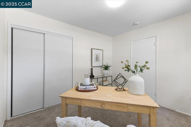 1578 Dianda Dr, Concord CA: https://media.crmls.org/mediaz/56ee8c09-4f72-412b-bcbc-da93a7a80932.jpg