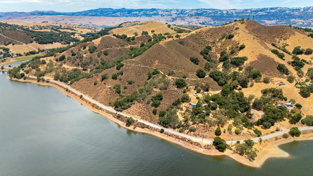 0 Oak Glen Avenue, Morgan Hill CA: https://media.crmls.org/mediaz/56eeaf7b-7bc2-4fd4-96a6-96687c607207.jpg