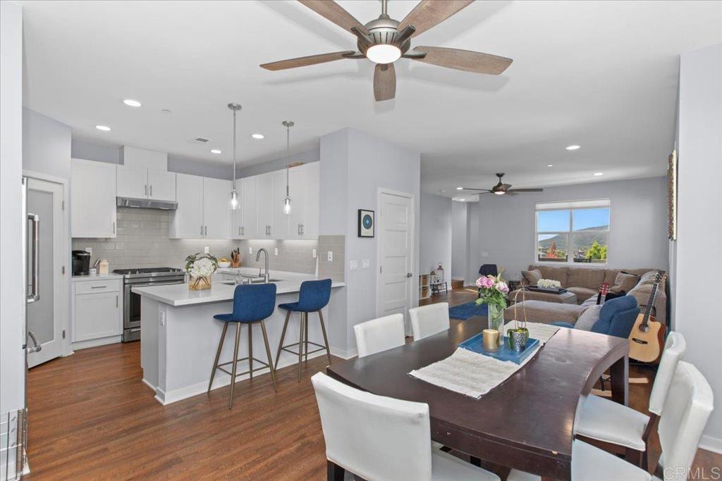1213 Baker Street - photo 8