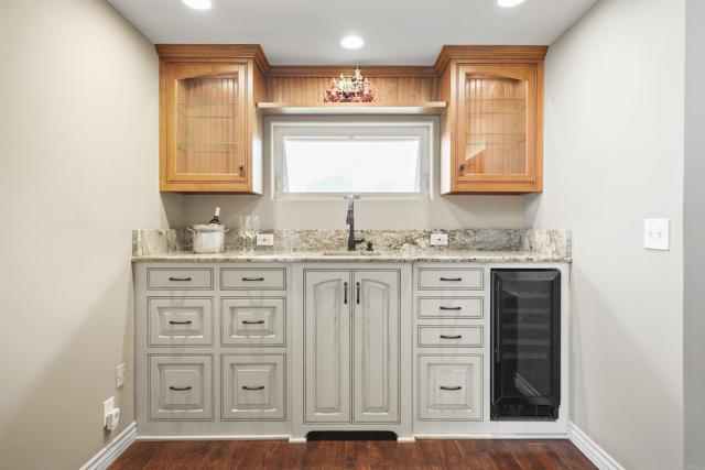 Image 15 of 52 For 4693 Ashby Street
