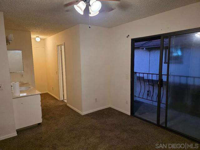 1332 LA TEMPRA CORTE, Chula Vista CA: https://media.crmls.org/mediaz/56f05245-1c26-4707-9bb8-708e2f543935.jpg