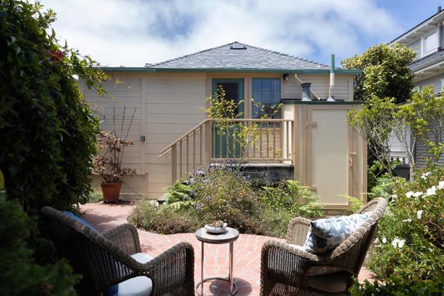119 Fountain Avenue, Pacific Grove CA: https://media.crmls.org/mediaz/56f0c9e7-caed-463c-adbe-0619419c5659.jpg