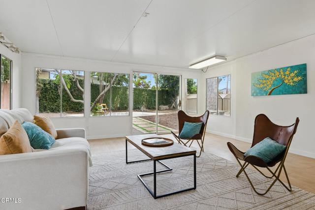 6433 Ralston Street, Ventura CA: https://media.crmls.org/mediaz/56f1708e-3694-444a-b162-3bf6810385b2.jpg