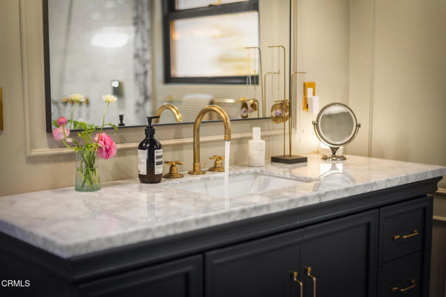 705 Alomar Street, Ojai CA: https://media.crmls.org/mediaz/56f1c840-1bd8-426f-a8a8-9f24f2a6eeed.jpg